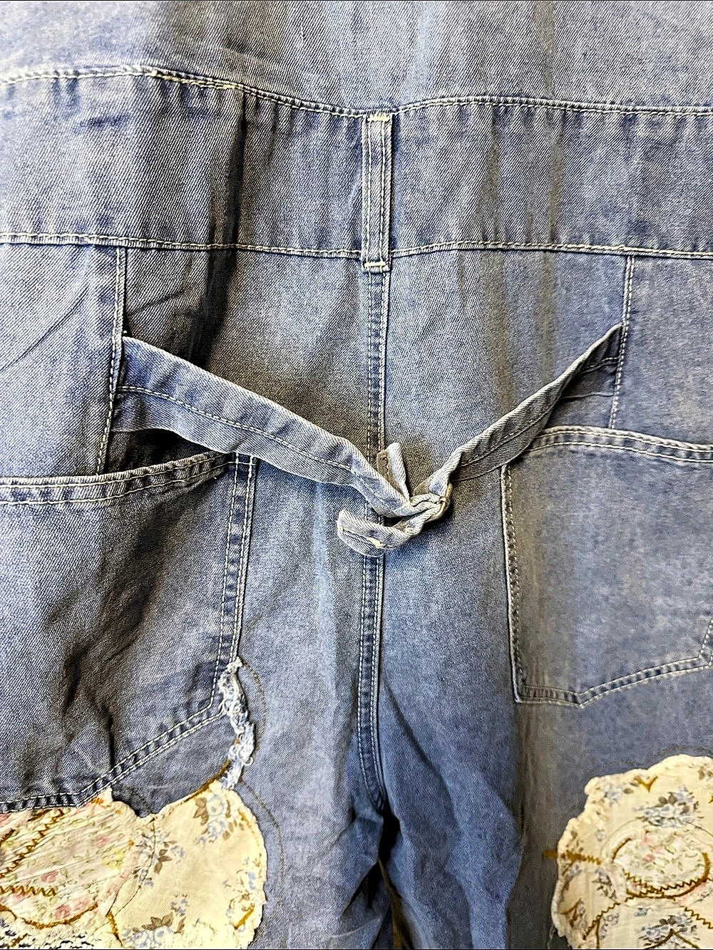 POL Denim Multi Denim Overalls in Blue & White Size Medium ((014 - Picture 12 of 14